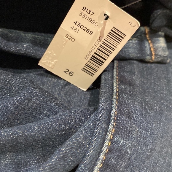 Straight leg jeans - Picture 5 of 5